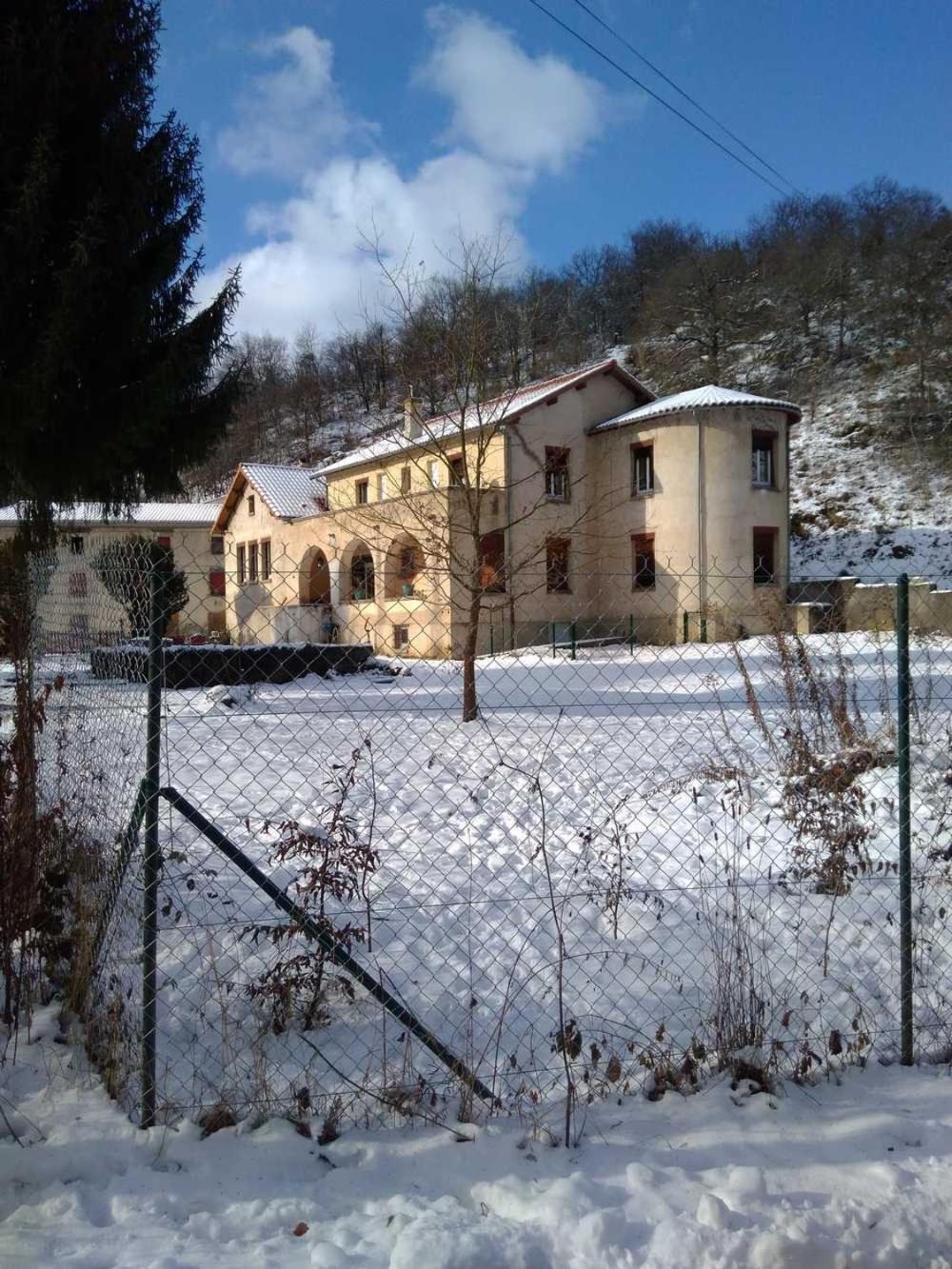 Moulin De La Varenne Сен-Сатюрнен Экстерьер фото